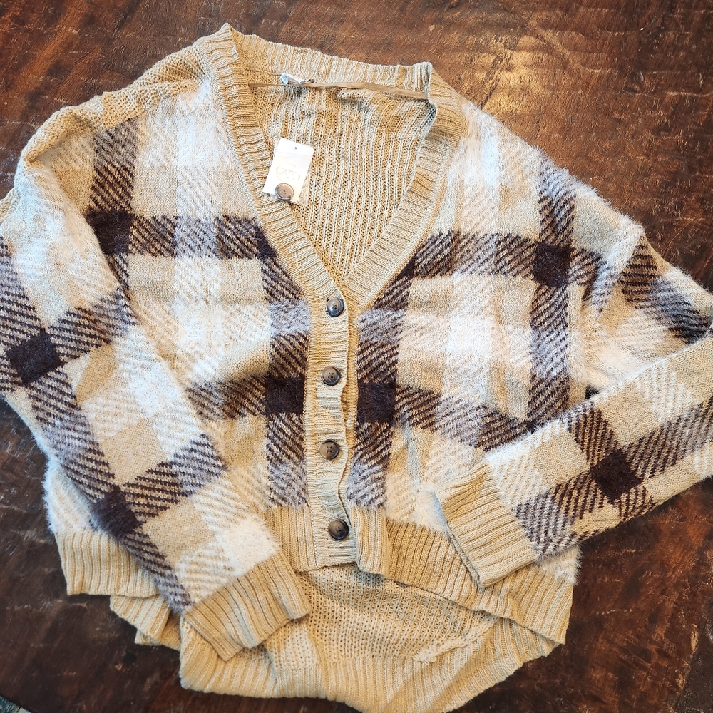 NWT  CATO Brown/tan Knit Plaid Button Up Cardigan Size XL Fall Fashion - soft